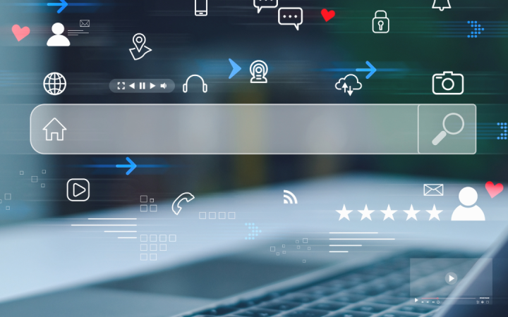 Laptop mit Such- und KI-Symbolen – Generative Engine Optimization